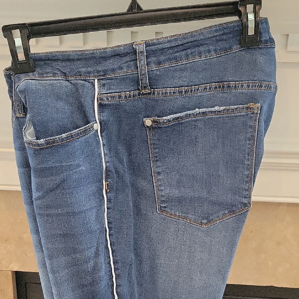 Judy Blue Mid-Wash Denim with Side White Trim